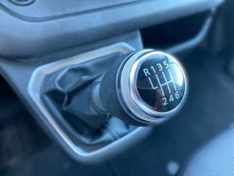 Ansicht 26 - Gebrauchtwagen Fahrzeug, Modell Primastar der Marke Nissan von Verkäufer Mattern GmbH