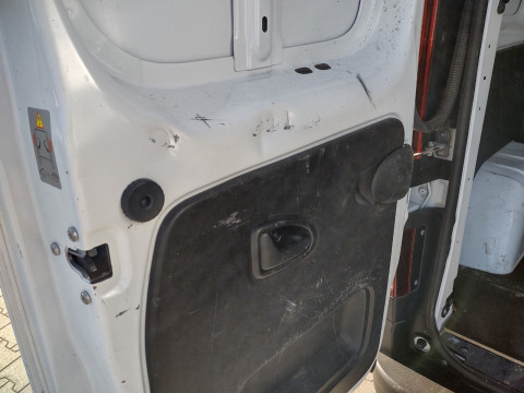 Ansicht 13 - Gebrauchtwagen Fahrzeug, Modell NV300 der Marke Nissan von Verkäufer Autohaus Karl Hilpert GmbH