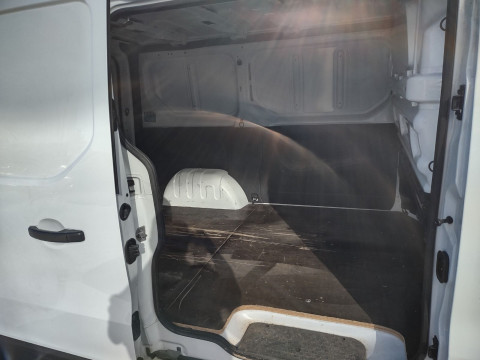 Ansicht 14 - Gebrauchtwagen Fahrzeug, Modell NV300 der Marke Nissan von Verkäufer Autohaus Karl Hilpert GmbH