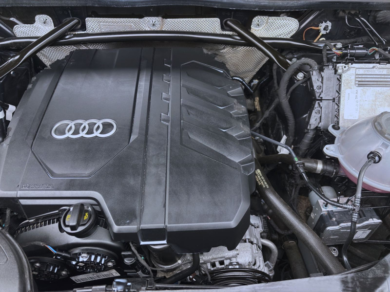 Bild 18: Audi Q5 40 TFSI Q AHK NAVI+ SITZHZG PDC LED