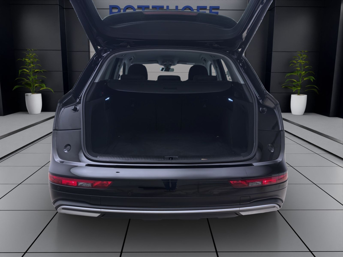 Thumb 4: Audi Q5 40 TFSI Q AHK NAVI+ SITZHZG PDC LED