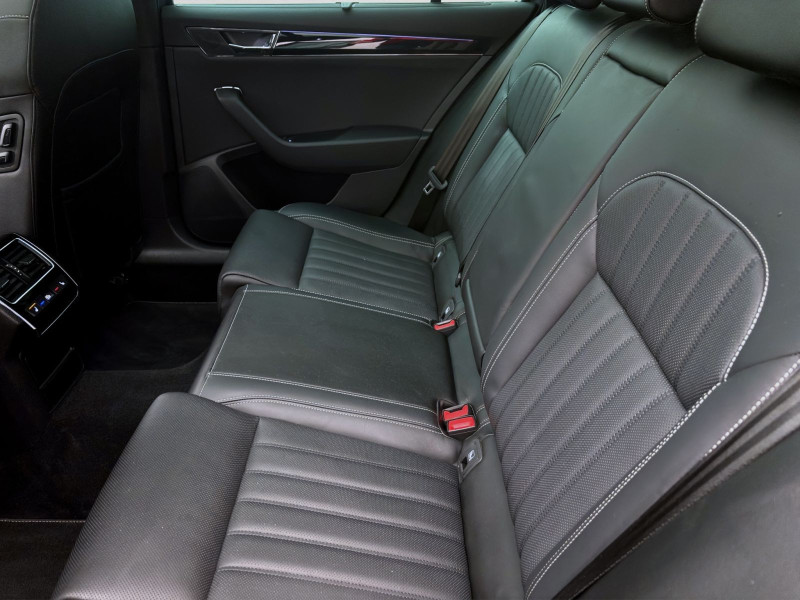 Bild 15: Škoda Superb Combi 2.0 TDI DSG L&K NAVI KAMERA SITZHZG PDC