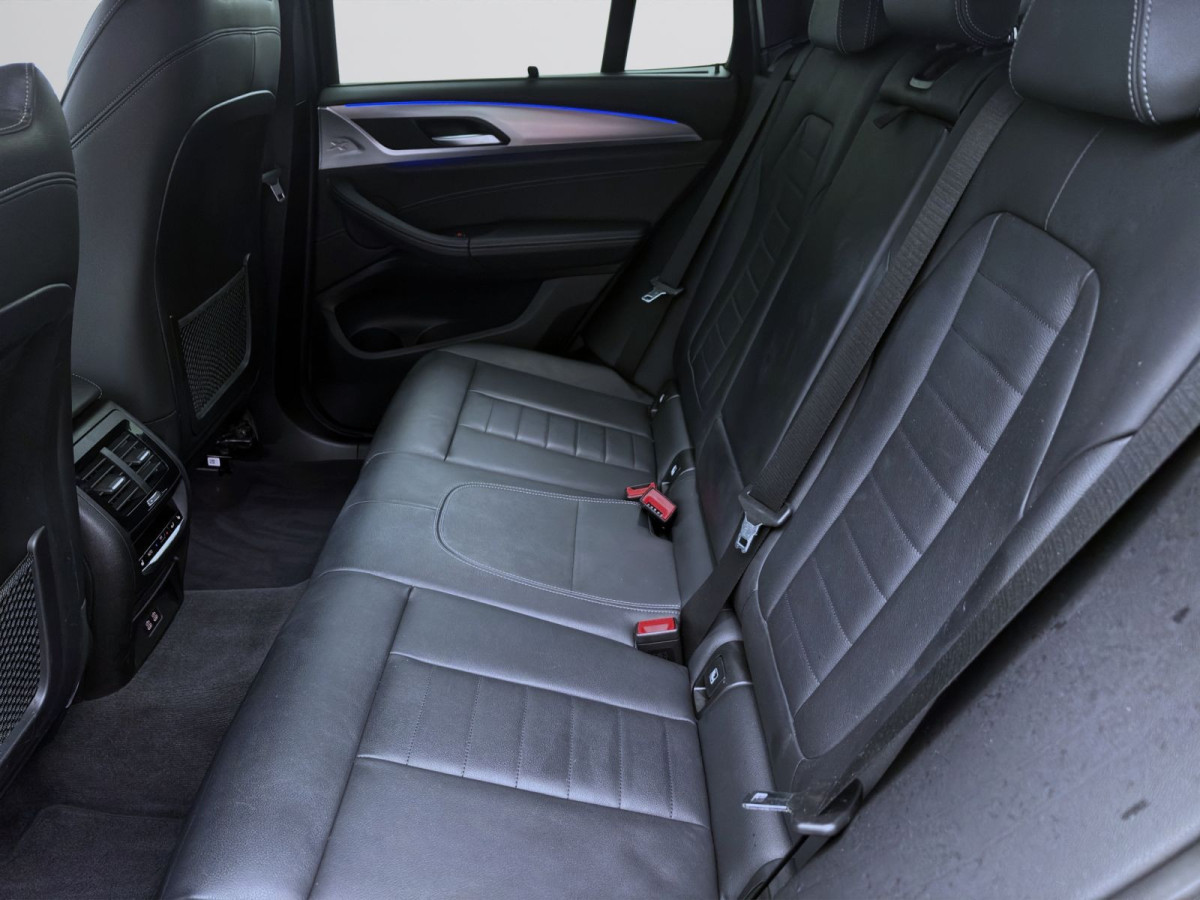 Thumb 15: BMW X3 XDrive 20d M SPORT STDHZG PANO AHK KAMERA