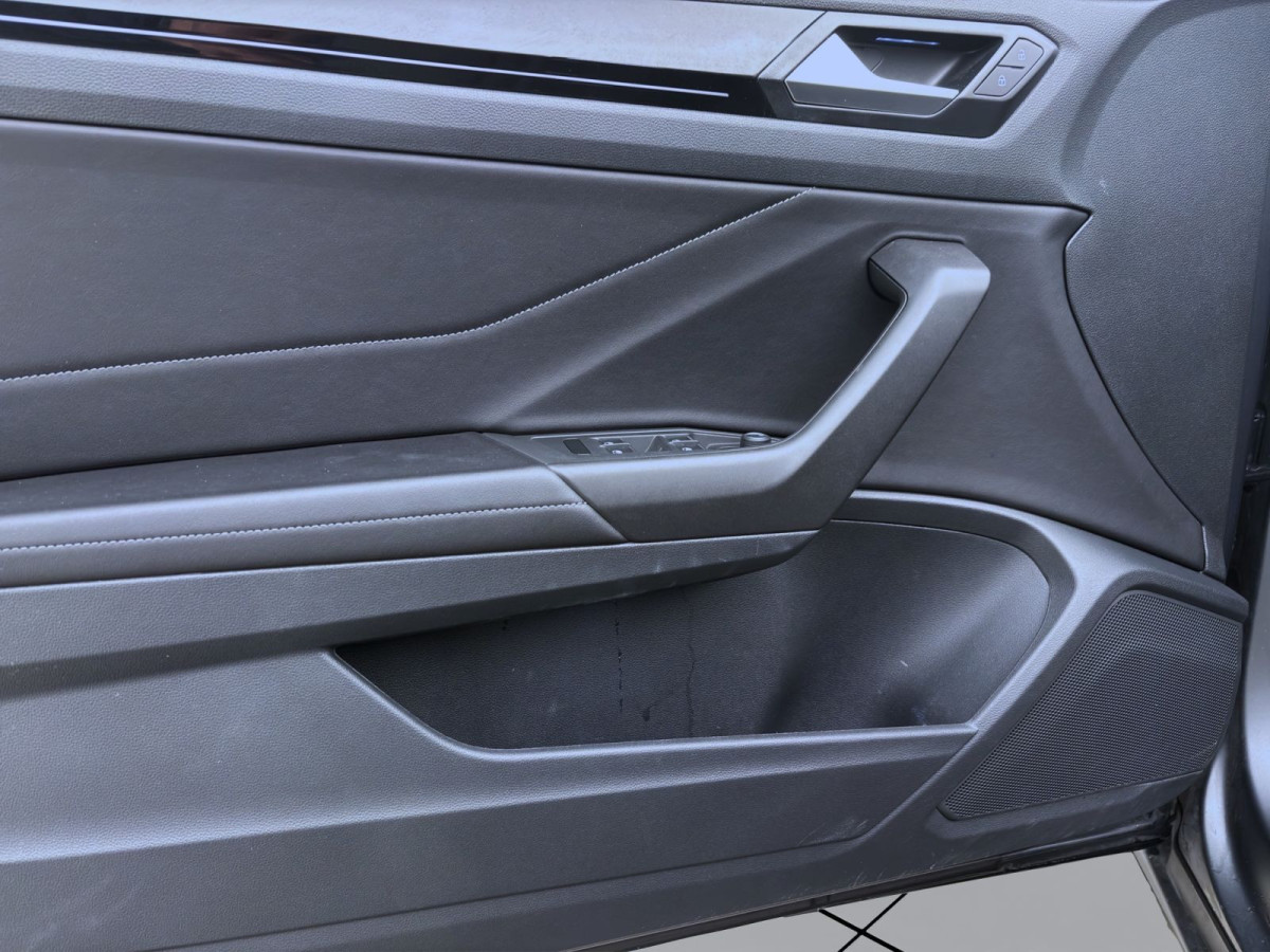 Thumb 10: Volkswagen T-Roc Cabriolet 1.5 TSI DSG EDITION GREY AHK KAMERA NAVI PDC