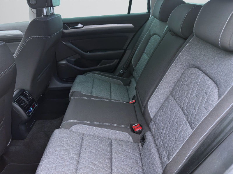 Bild 15: Volkswagen Passat Variant 2.0 TDI DSG BUSINESS AHK KAMERA NAVI PDC
