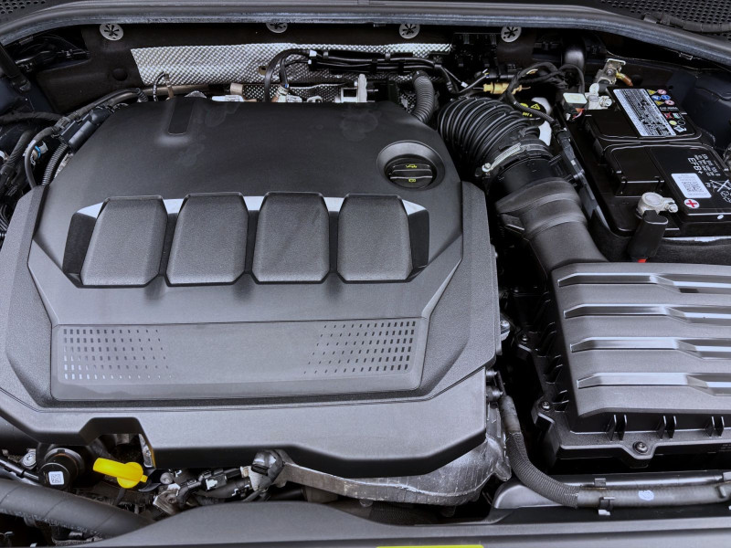 Bild 18: Volkswagen Passat Variant 2.0 TDI DSG BUSINESS AHK KAMERA NAVI PDC