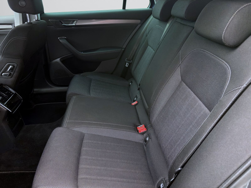 Bild 15: Škoda Superb Combi 2.0 TDI DSG STYLE AHK KAMERA NAVI MATRIX