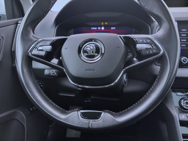 Bild 11: Škoda Karoq 2.0 TDI DSG 4x4 TOUR PANO AHK NAVI 360°
