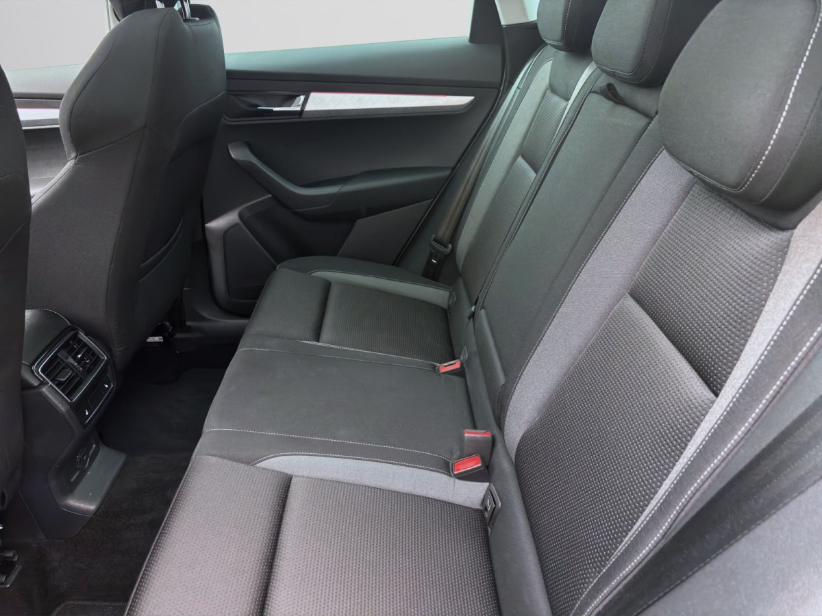 Thumb 14: Škoda Karoq 2.0 TDI DSG 4x4 TOUR PANO AHK NAVI 360°