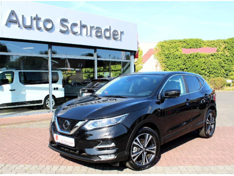 Automodell: Qashqai in der Farbe schwarz