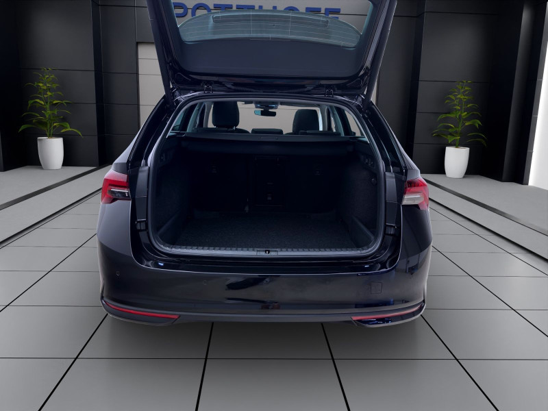 Bild 4: Škoda OCTAVIA COMBI SELECTION AHK PANO STANDH NAV+ ASSISTENZ+ LICHT+ SICHT+