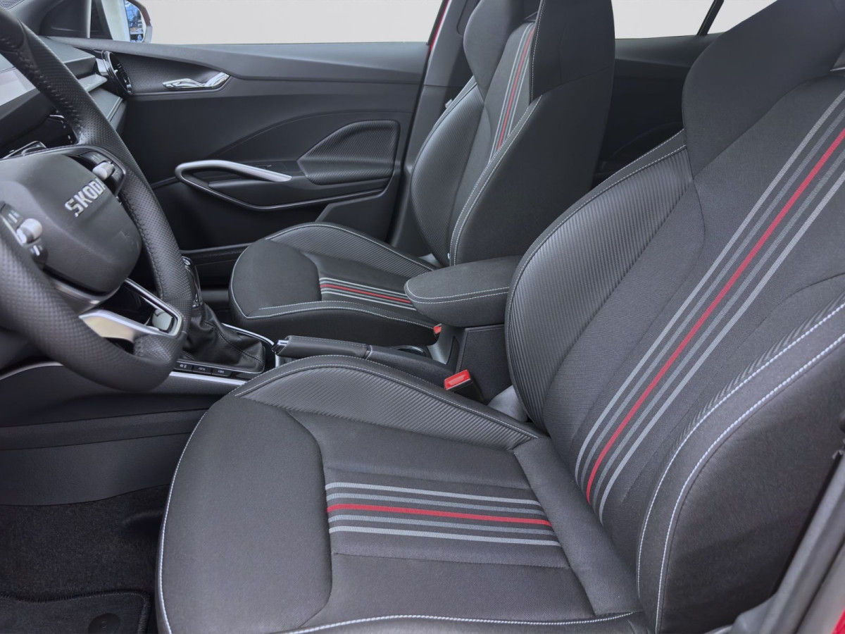 Thumb 9: Škoda FABIA 130 DSG NAV pACC 18" ASSISTENZ+ WINTER+