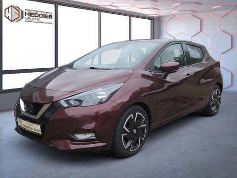 Automodell: Micra in der Farbe rot