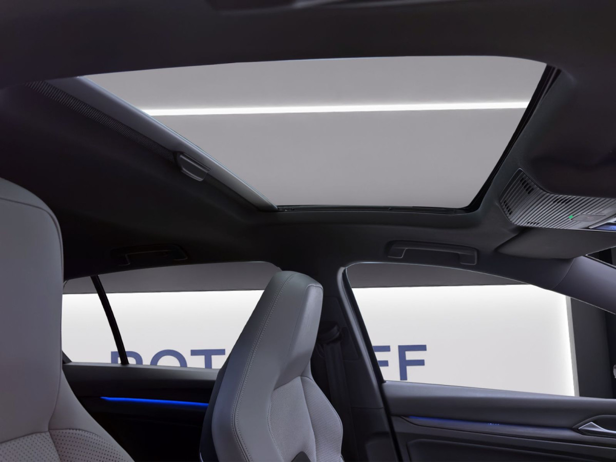 Thumb 17: Volkswagen Golf GTD STDHZG PANO IQ.LIGHT NAVI DCC HuD