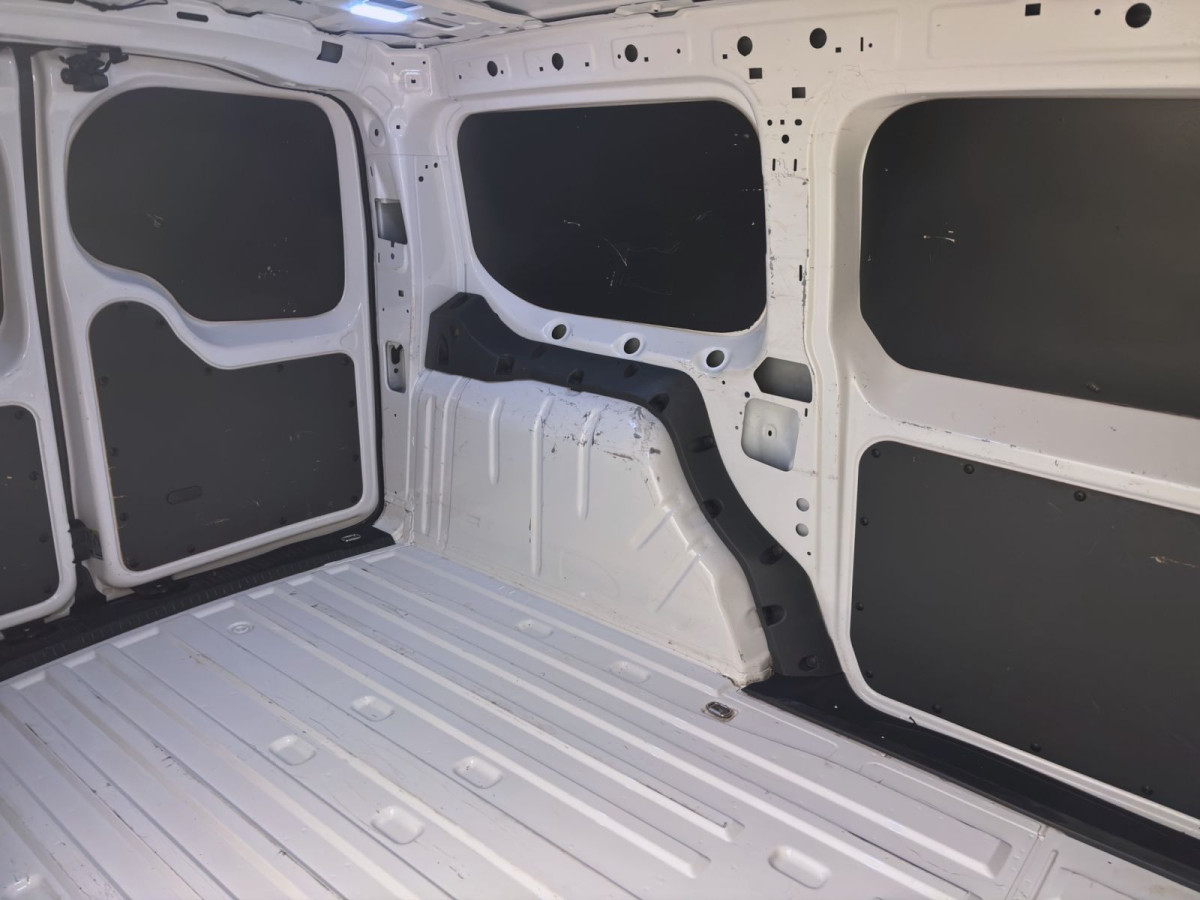 Thumb 14: Volkswagen Caddy Maxi Cargo 2.0 TDI AHK SITZHZG PDC GRA DAB+