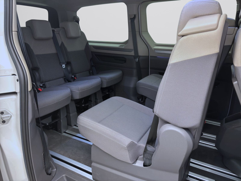 Bild 17: Volkswagen T7 Multivan 2.0 TDI DSG LIFE LANG AHK PANO NAVI HuD
