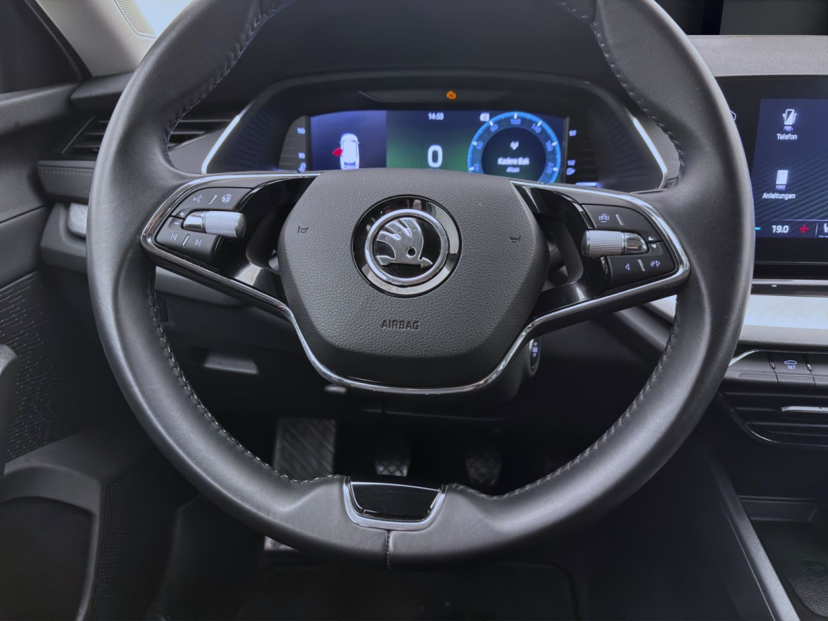 Thumb 12: Škoda Octavia Combi 1.0 TSI AMBITION AHK NAVI PDC LED DAB+
