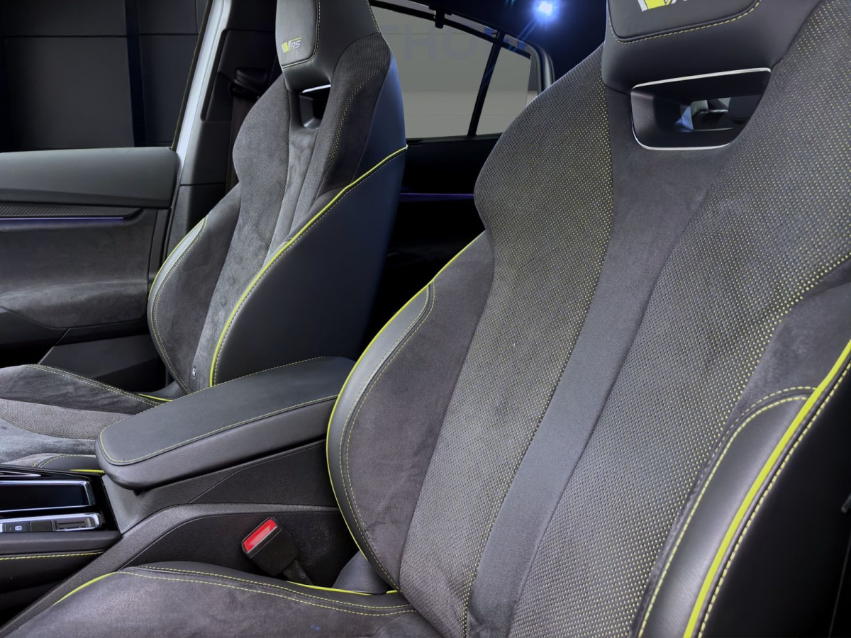 Thumb 9: Škoda Enyaq Coupé RS LOUNGE NAVI CANTON HuD PDC SITZHZG