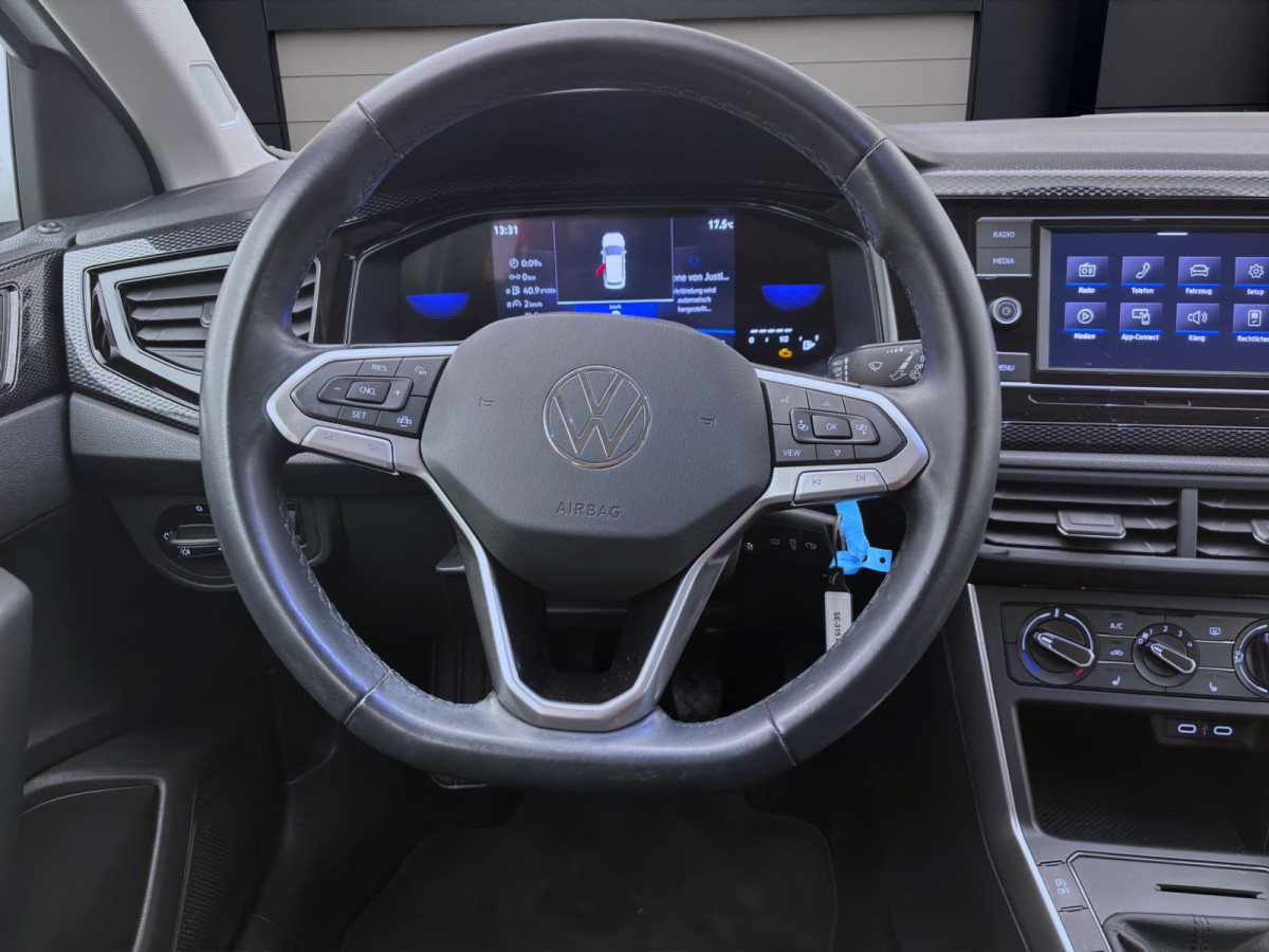 Thumb 11: Volkswagen Taigo 1.0 TSI LIFE SITZHZG PDC LED KLIMA