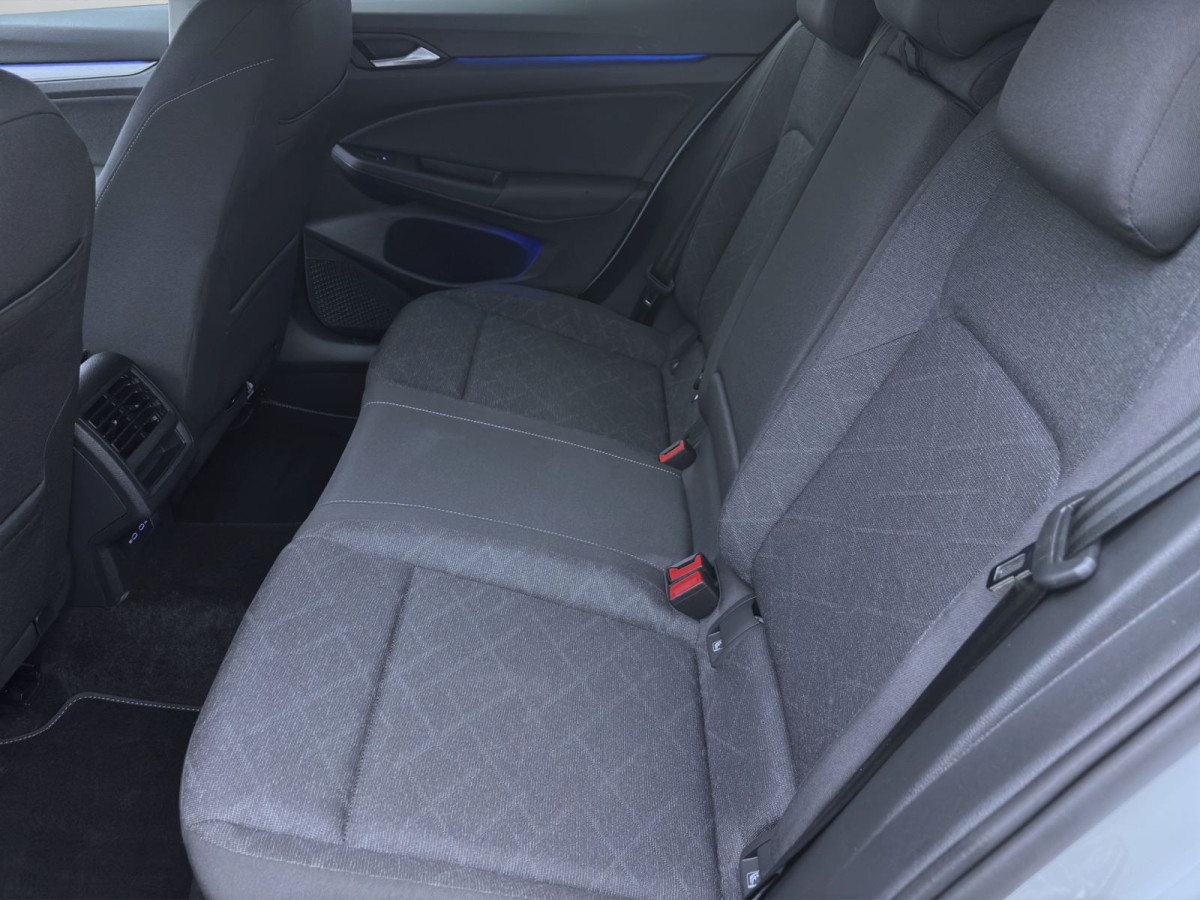 Thumb 15: Volkswagen Golf Variant 2.0 TDI LIFE NAVI PDC SITZHZG KLIMA