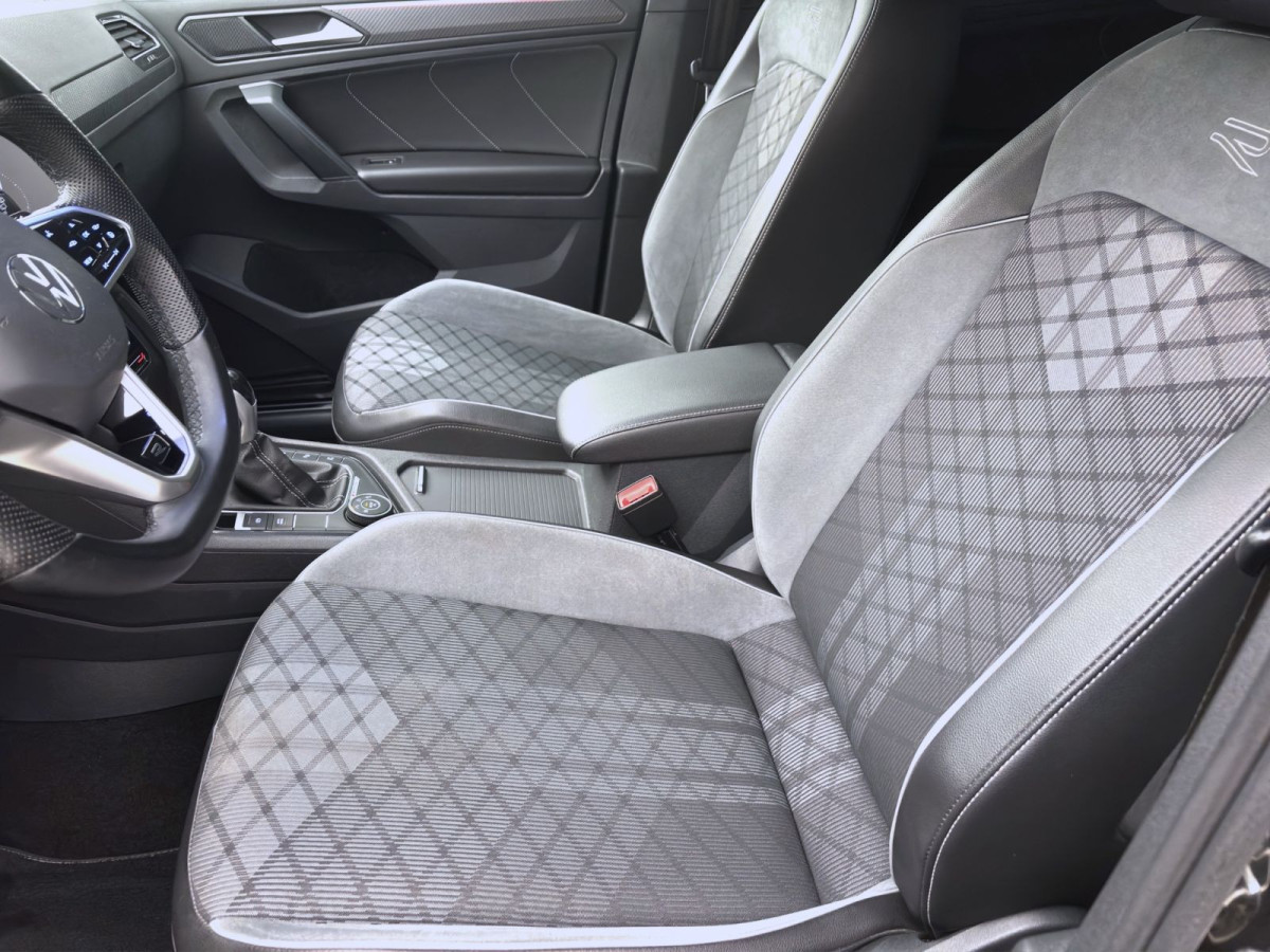 Thumb 9: Volkswagen Tiguan 2.0TDI DSG 4M R-LINE BLACK STYLE MATRIX PANO AHK
