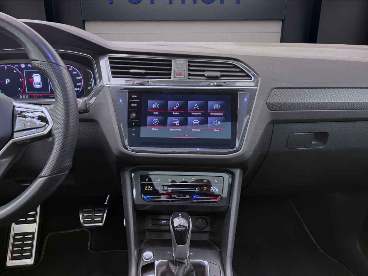 Thumb 14: Volkswagen Tiguan 2.0TDI DSG 4M R-LINE BLACK STYLE MATRIX PANO AHK