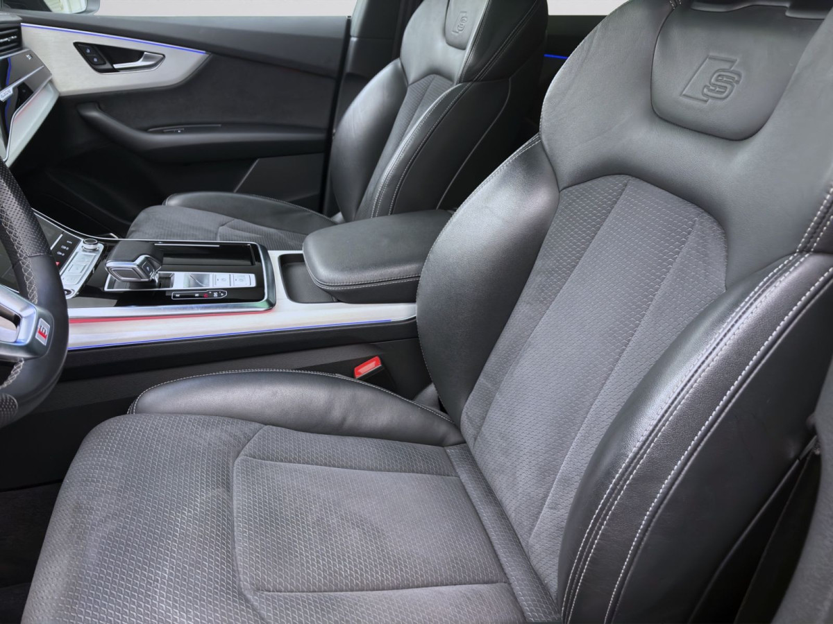 Thumb 9: Audi Q8 50 TDI Q S LINE STDHZG HD-MATRIX AHK PANO B&O