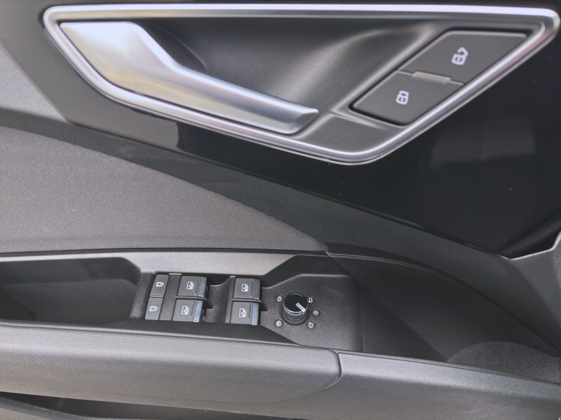 Bild 10: Audi Q4 e-tron 40 PANO AHK NAVI KAMERA LED SITZHZG