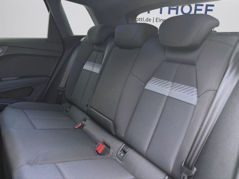 Bild 15: Audi Q4 e-tron 40 PANO AHK NAVI KAMERA LED SITZHZG