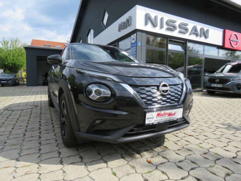 Automodell: Juke in der Farbe schwarz