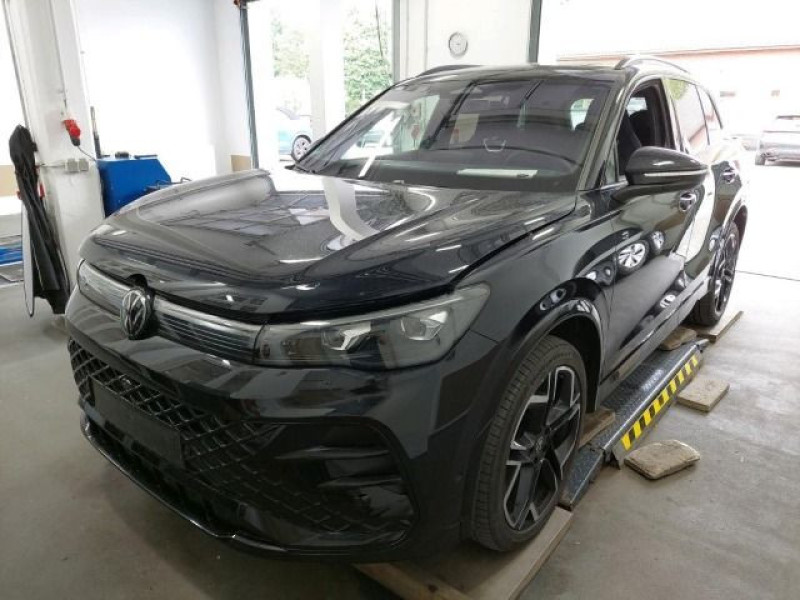 Bild 1: Volkswagen Tiguan 2.0 TDI DSG 4M R-LINE STDHZG PANO AHK NAVI
