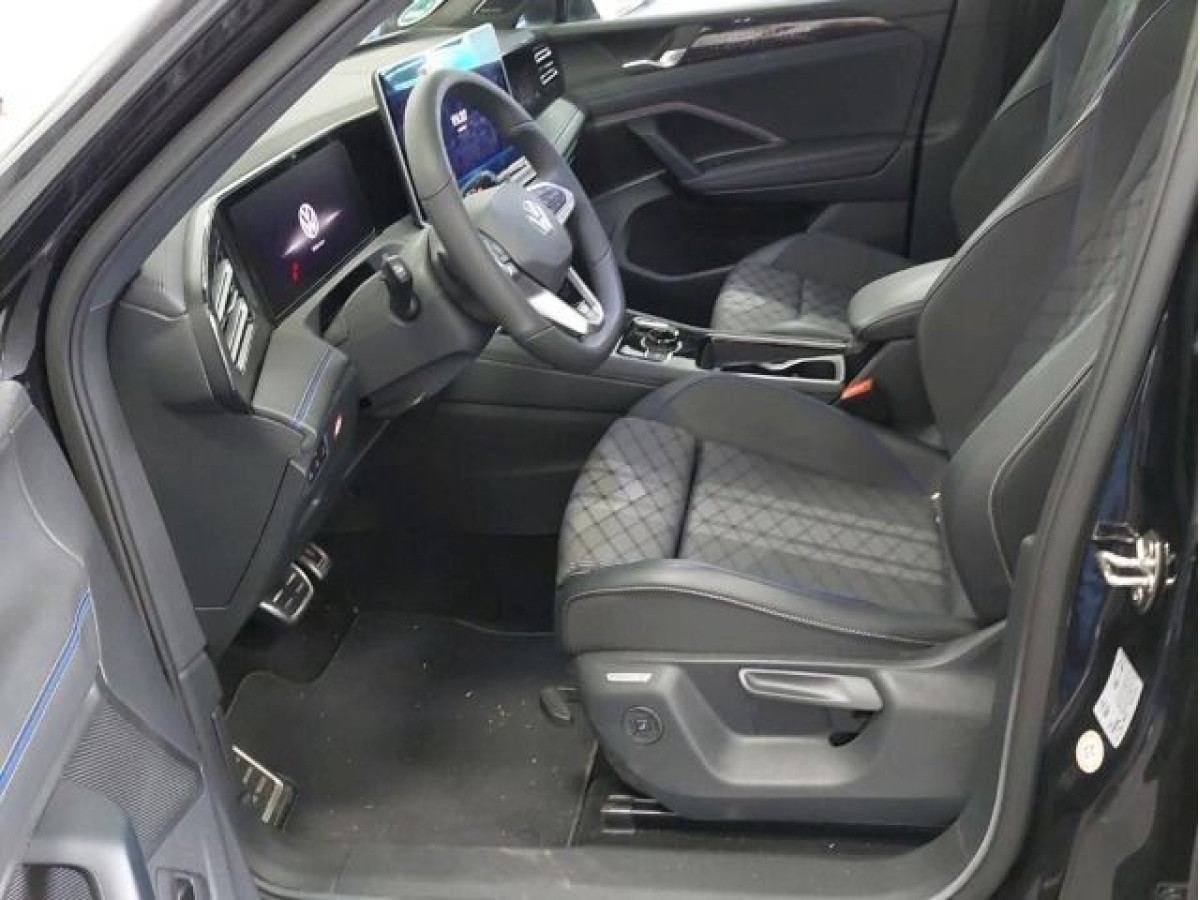 Thumb 3: Volkswagen Tiguan 2.0 TDI DSG 4M R-LINE STDHZG PANO AHK NAVI