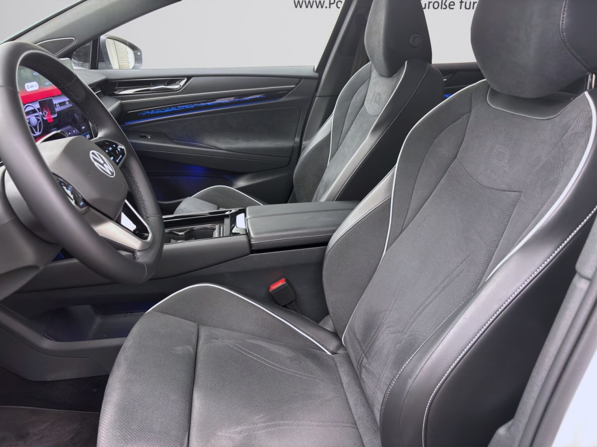 Thumb 8: Volkswagen ID.7 PRO PANO AHK IQ.LIGHT NAVI DCC