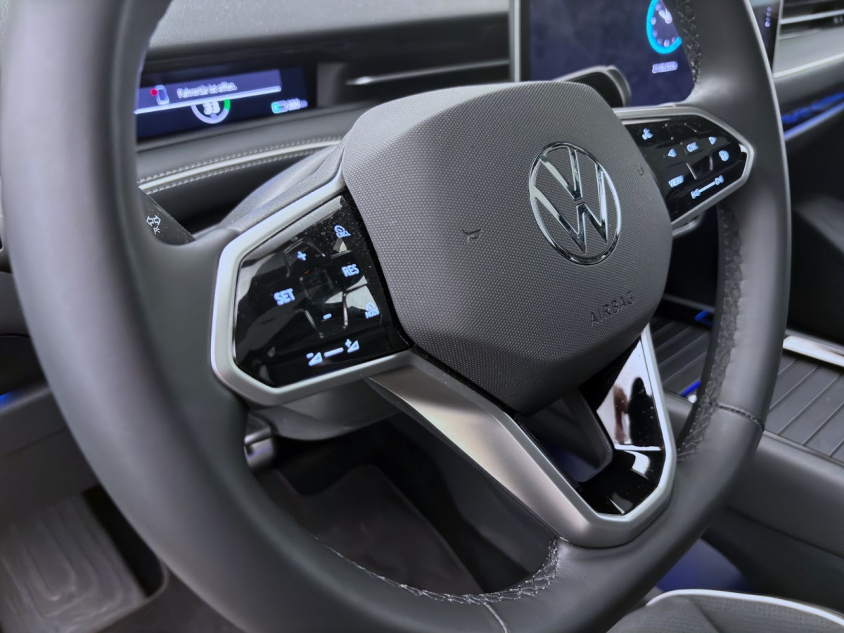 Thumb 18: Volkswagen ID.7 PRO PANO AHK IQ.LIGHT NAVI DCC