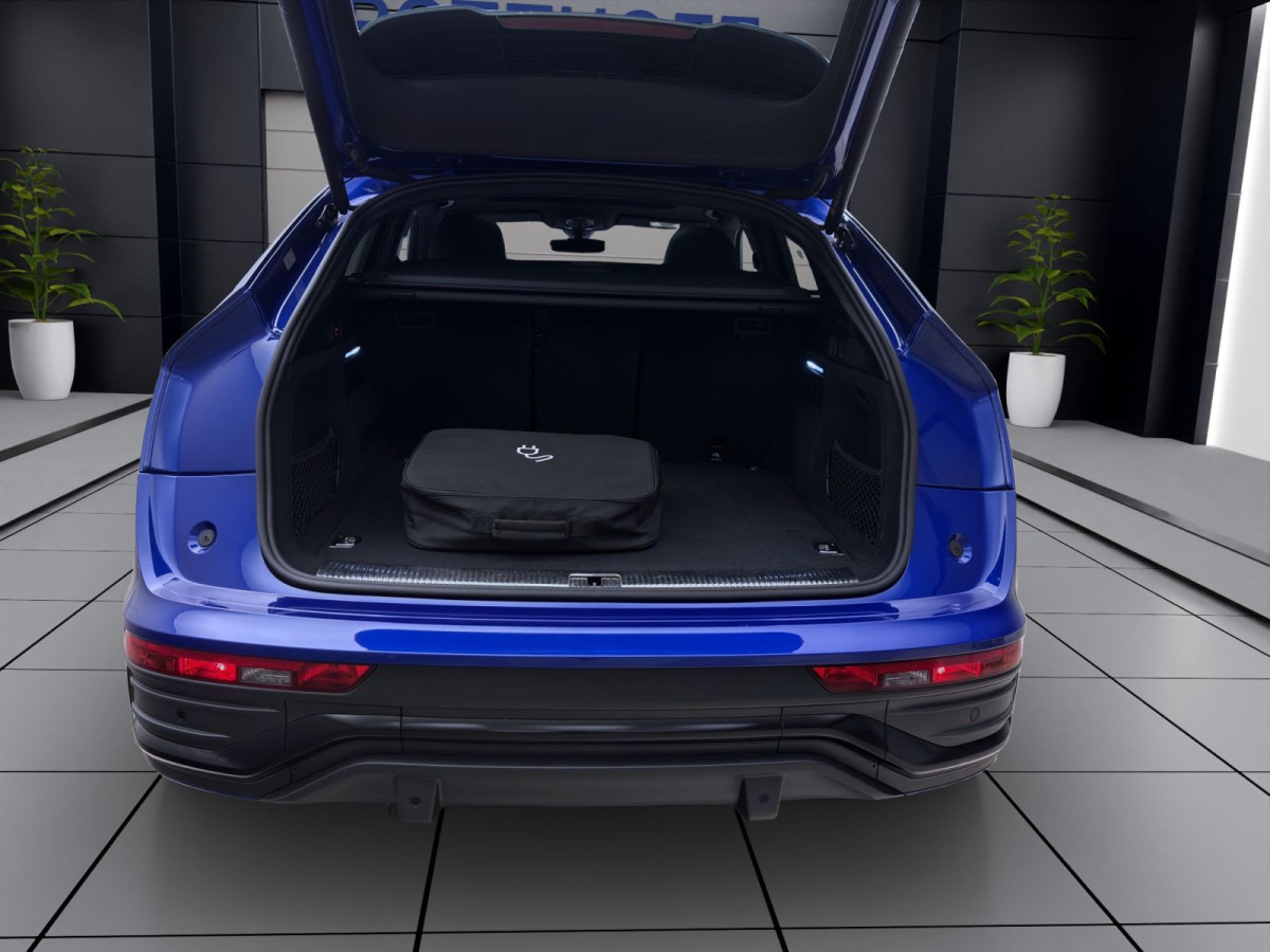 Thumb 4: Audi Q5 Sportback 50 TFSIe Q S LINE PANO AHK MATRIX NAVI B&O
