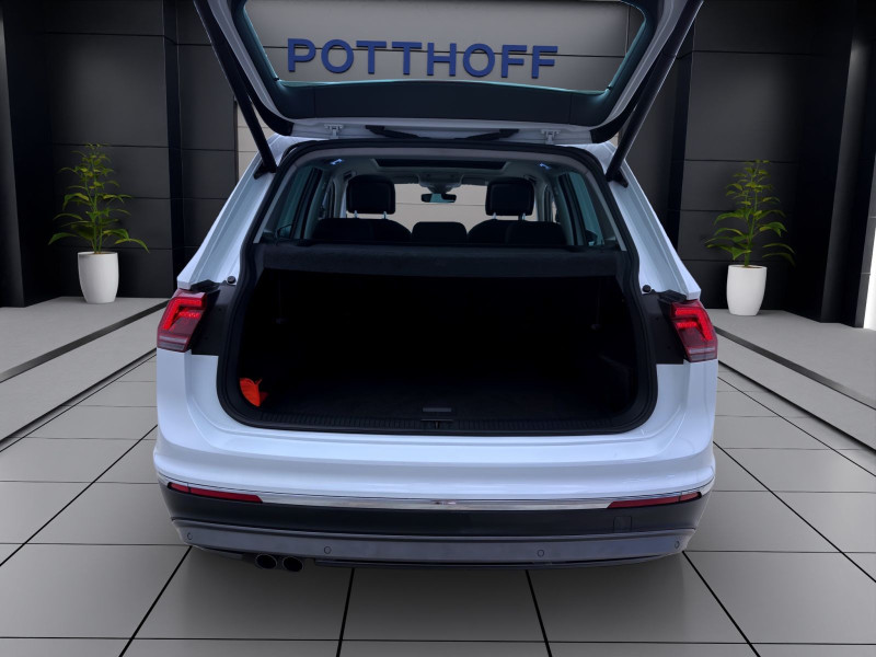 Bild 4: Volkswagen Tiguan 2.0 TDI DSG HIGHLINE PANO AHK NAVI SITZHZG