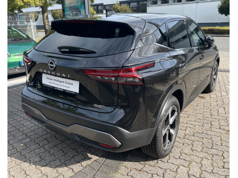 Ansicht 5 - Gebrauchtwagen Fahrzeug, Modell Qashqai der Marke Nissan von Verkäufer Auto Stamm GmbH