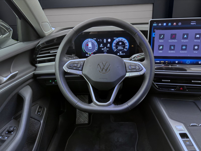 Bild 11: Volkswagen Passat Variant 1.5 TSI eHybrid BUSINESS NAVI HuD AHK ACC DCC