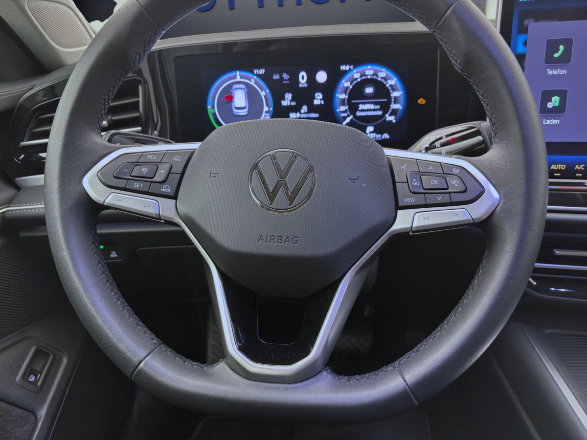 Thumb 12: Volkswagen Passat Variant 1.5 TSI eHybrid BUSINESS NAVI HuD AHK ACC DCC