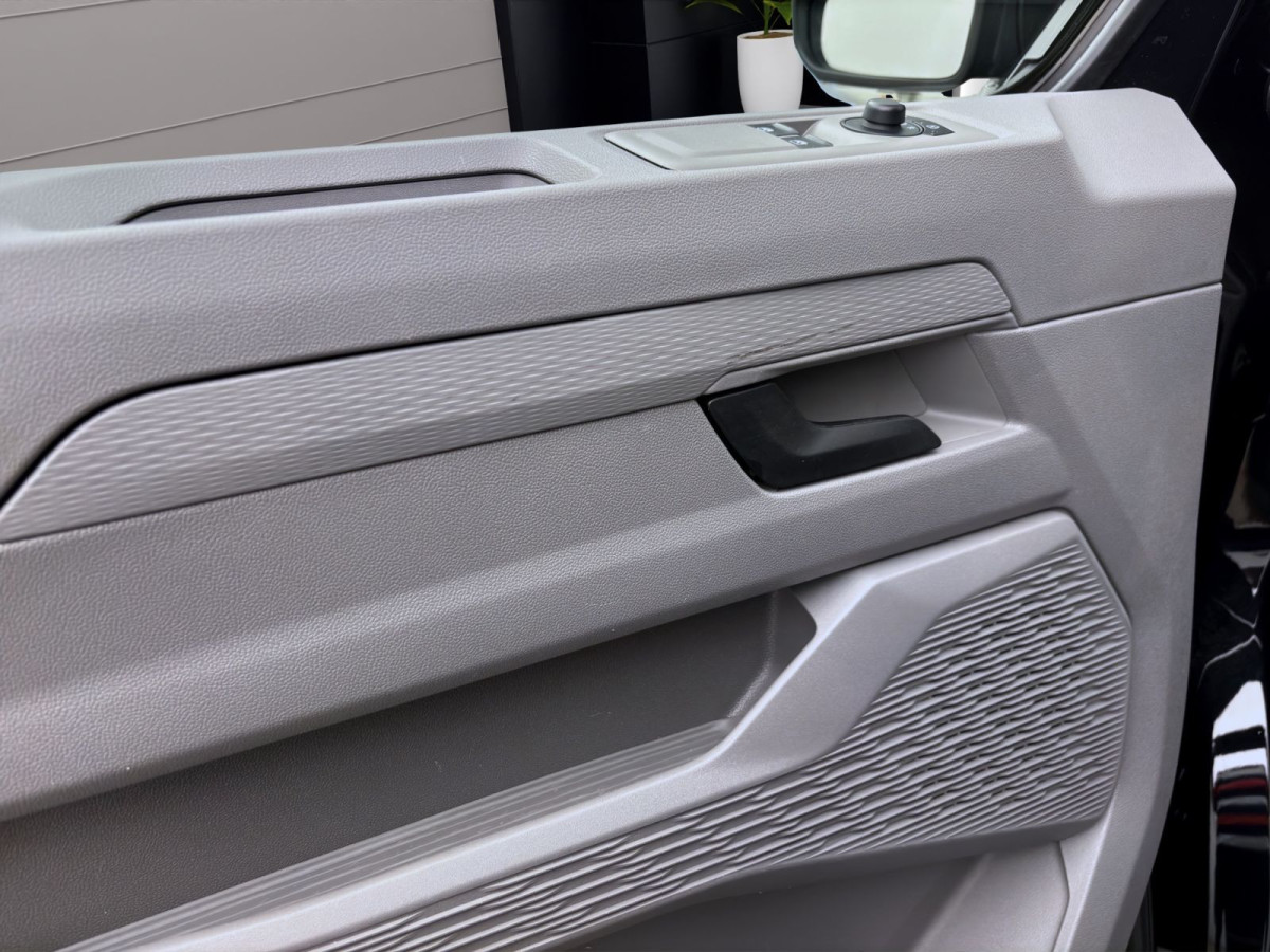 Thumb 9: Volkswagen Caravelle 2.0 TDI KR KLIMA PDC LED