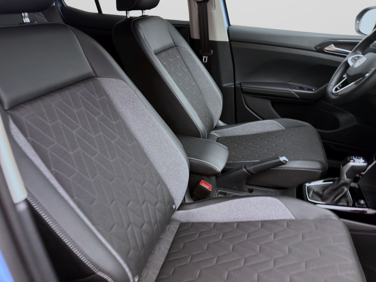 Thumb 16: Volkswagen T-Cross 1.0 TSI DSG ENERGY KAMERA GANZJAHR KLIMA