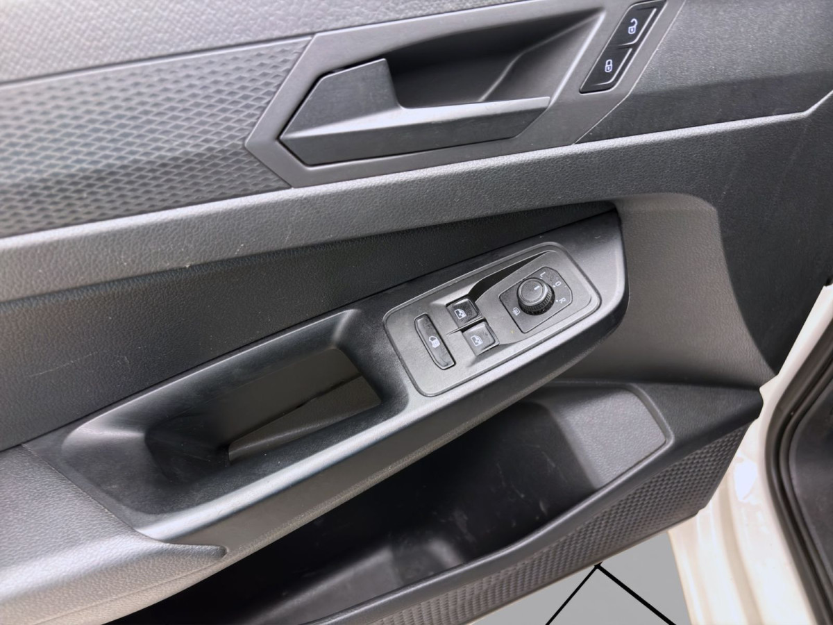 Thumb 9: Volkswagen Caddy Cargo 2.0 TDI SITZHZG PDC GRA DAB+