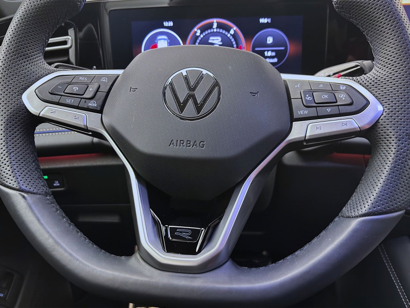 Bild 12: Volkswagen Tiguan 2.0 TDI DSG R-LINE AHK HuD KAMERA NAVI