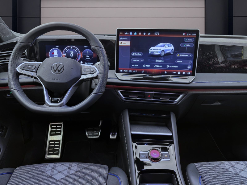 Bild 13: Volkswagen Tiguan 2.0 TDI DSG R-LINE AHK HuD KAMERA NAVI