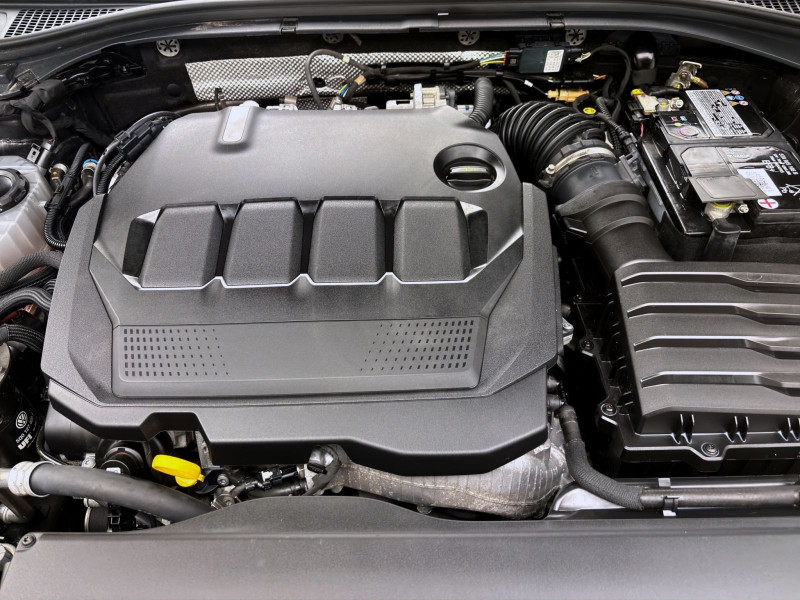 Bild 18: Škoda Superb Combi 2.0 TDI DSG SPORTLINE NAVI KAMERA CANTON SITZHZG