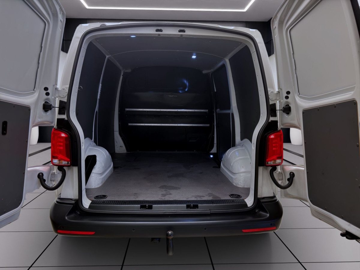 Thumb 3: Volkswagen T6.1 Transporter Kasten 2.0 TDI FWD PDC KAMERA NAVI KLIMA AHK