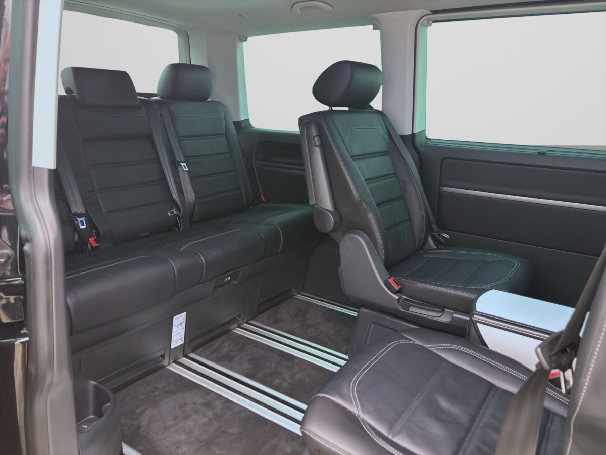 Thumb 17: Volkswagen T6.1 Multivan 2.0 TDI DSG 4M EXCLUSIVE STDHZG AHK NAVI DCC