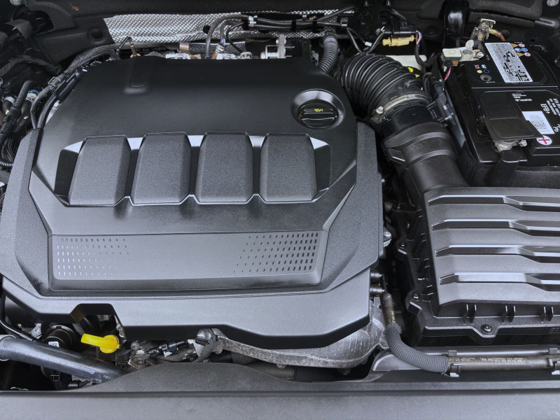 Bild 17: Škoda Karoq 2.0 TDI DSG 4x4 TOUR AHK NAVI 360° SITZHZG