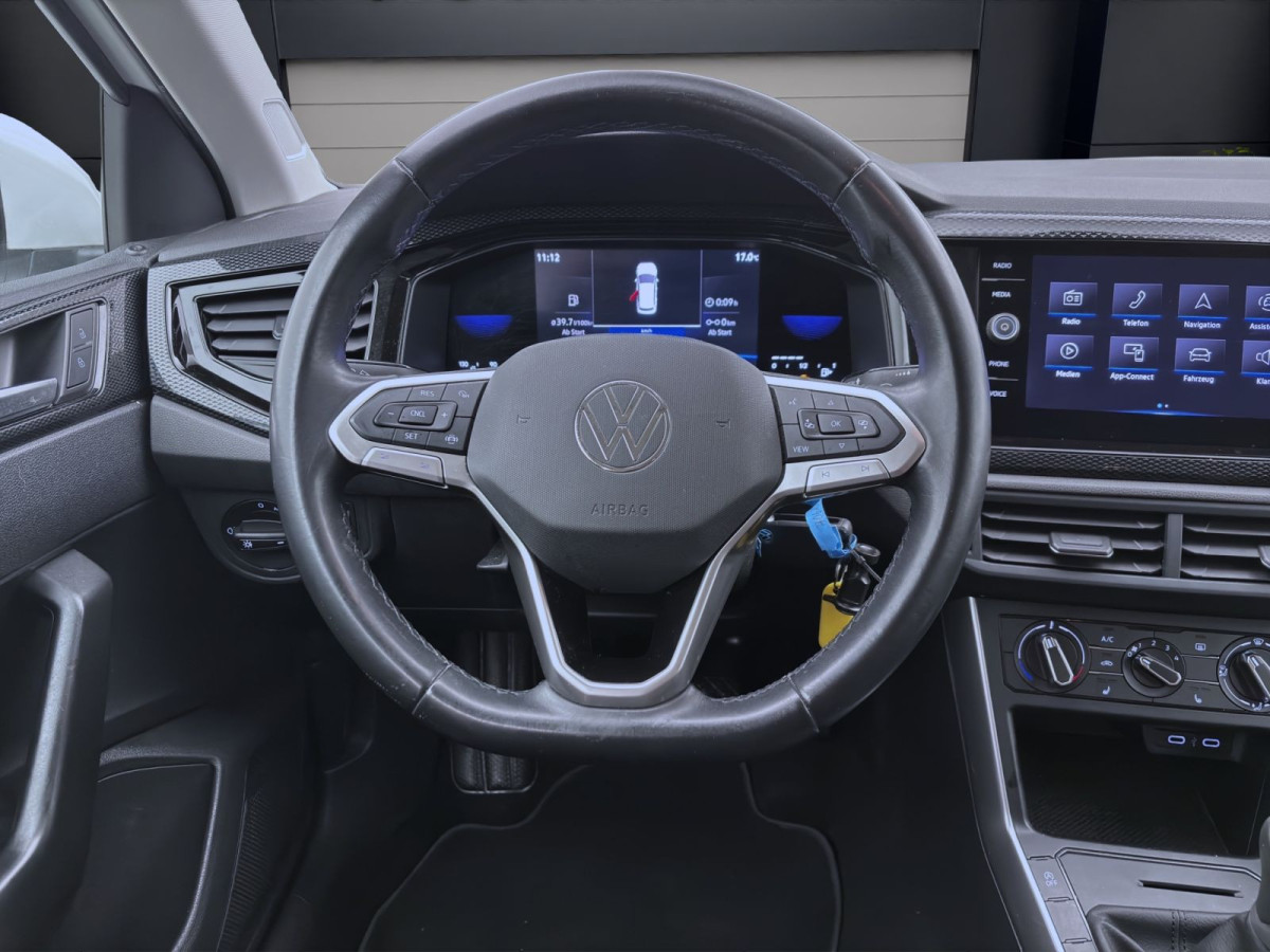 Thumb 11: Volkswagen Polo 1.0 MPI LIFE NAVI SITZHZG LED KLIMA DAB+