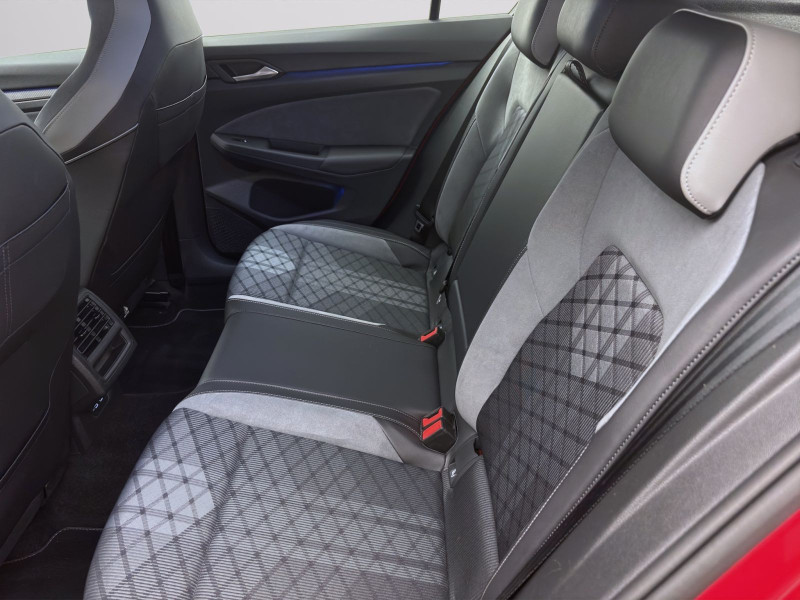 Bild 15: Volkswagen Golf 1.5 eTSI DSG R-LINE NAVI SITZHZG PDC LED